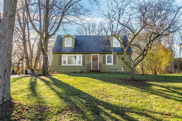 $290,000 | 64 Harwin Drive, Henrietta, NY 14623