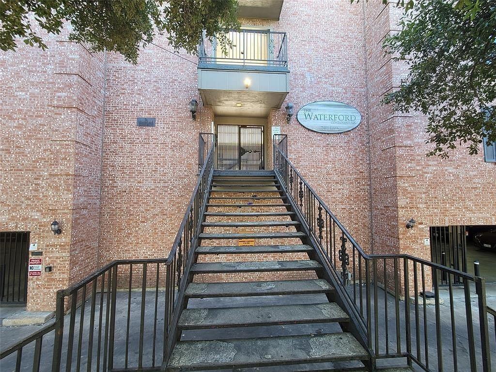 2401 Leon Street, Unit 209 Austin, TX 78705 - Photo 5 of 5