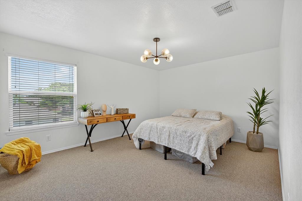 8208 Hidden Path Lane Denton, TX 76210 - Photo 26 of 40