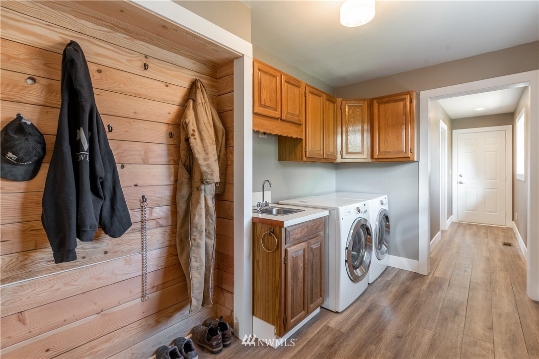 8796 Vinup Road Lynden, WA 98264 - Photo 17 of 30 Gallery Image 17