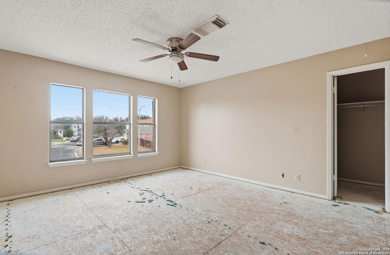 8264 Longhorn Ridge Drive Converse, TX 78109 - Photo 13 of 16 a view of an empty room with a window