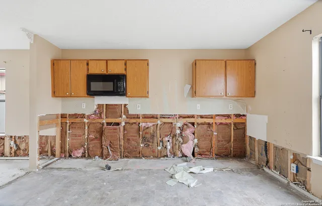 a view of livingroom with natural light