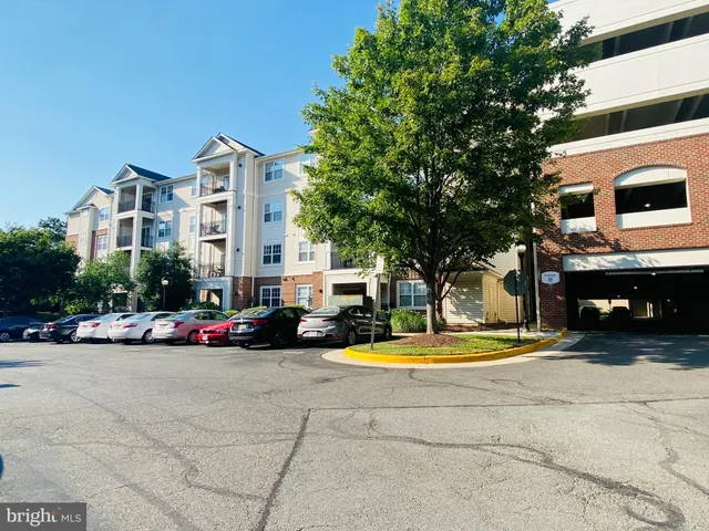 $1,850 | 12949 Centre Park Circle, Unit 401, Herndon, VA 20171