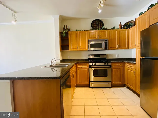 $1,850 | 12949 Centre Park Circle, Unit 401, Herndon, VA 20171