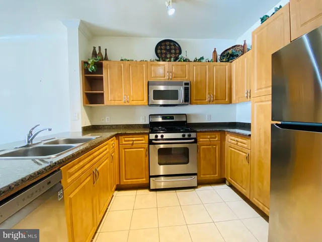 $1,850 | 12949 Centre Park Circle, Unit 401, Herndon, VA 20171