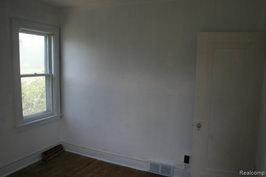 14120 East 14 Mile Road Warren, MI 48088 - Photo 28 of 34