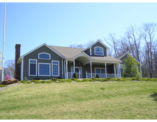 11 Peterson Road Palmer, MA 01069 - Photo 1 of 21 Gallery Image 1