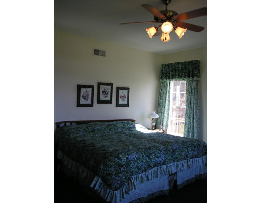 11 Peterson Road Palmer, MA 01069 - Photo 13 of 21 Gallery Image 13