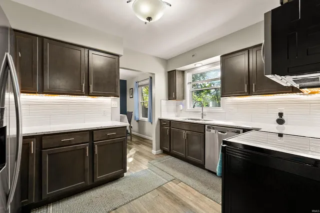 $329,900 | 23236 Kingsland Court, Elkhart, IN 46514