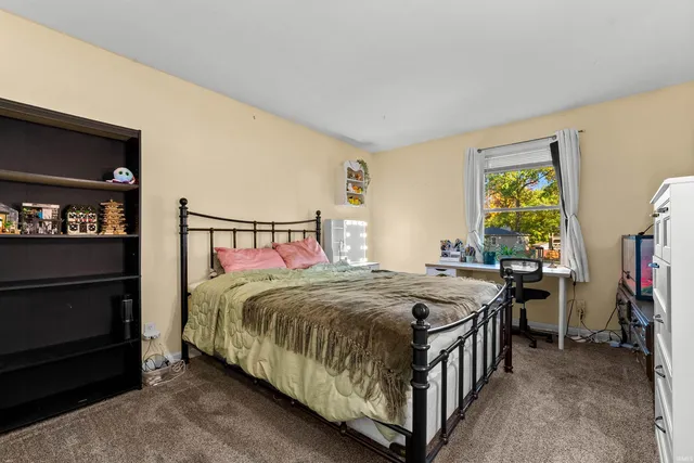 $329,900 | 23236 Kingsland Court, Elkhart, IN 46514