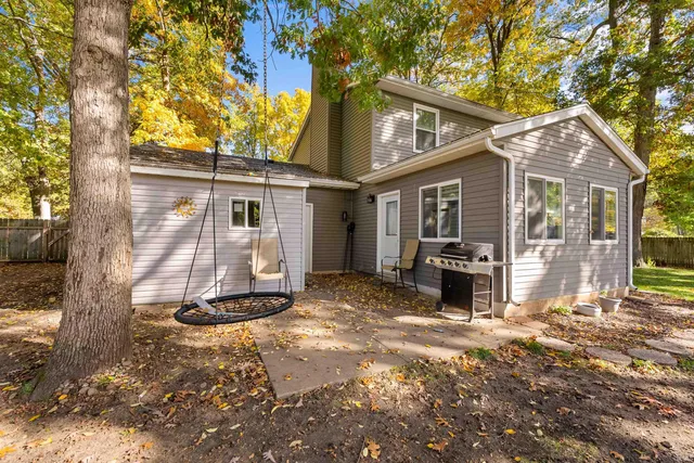 $329,900 | 23236 Kingsland Court, Elkhart, IN 46514