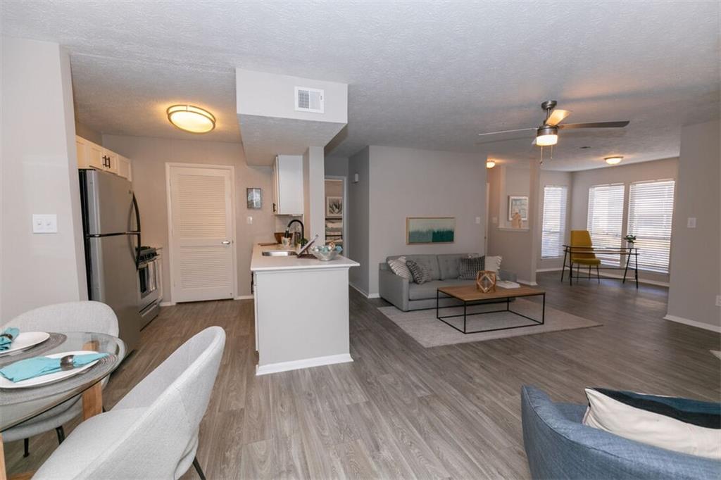 820 Canton Road, Unit 1315 Marietta, GA 30060 - Photo 4 of 20
