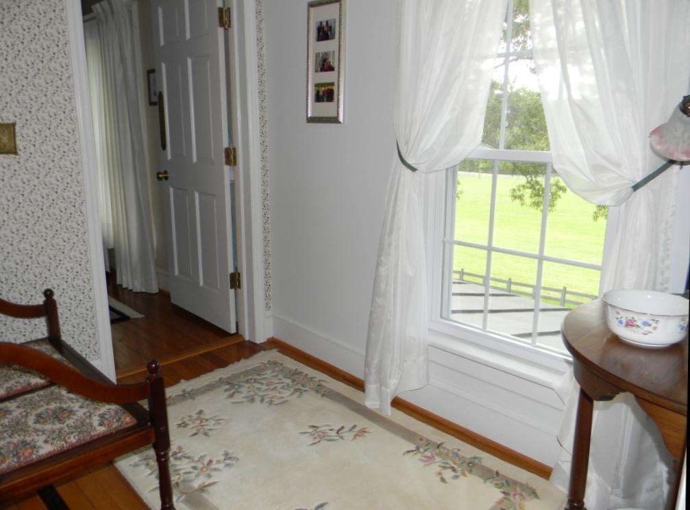 749 Timber Ridge Fincastle, VA 24090 - Photo 20 of 60 Upper Front Landing