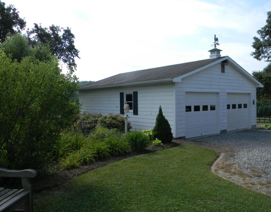 749 Timber Ridge Fincastle, VA 24090 - Photo 38 of 60 2 Car Detached Garage Side View