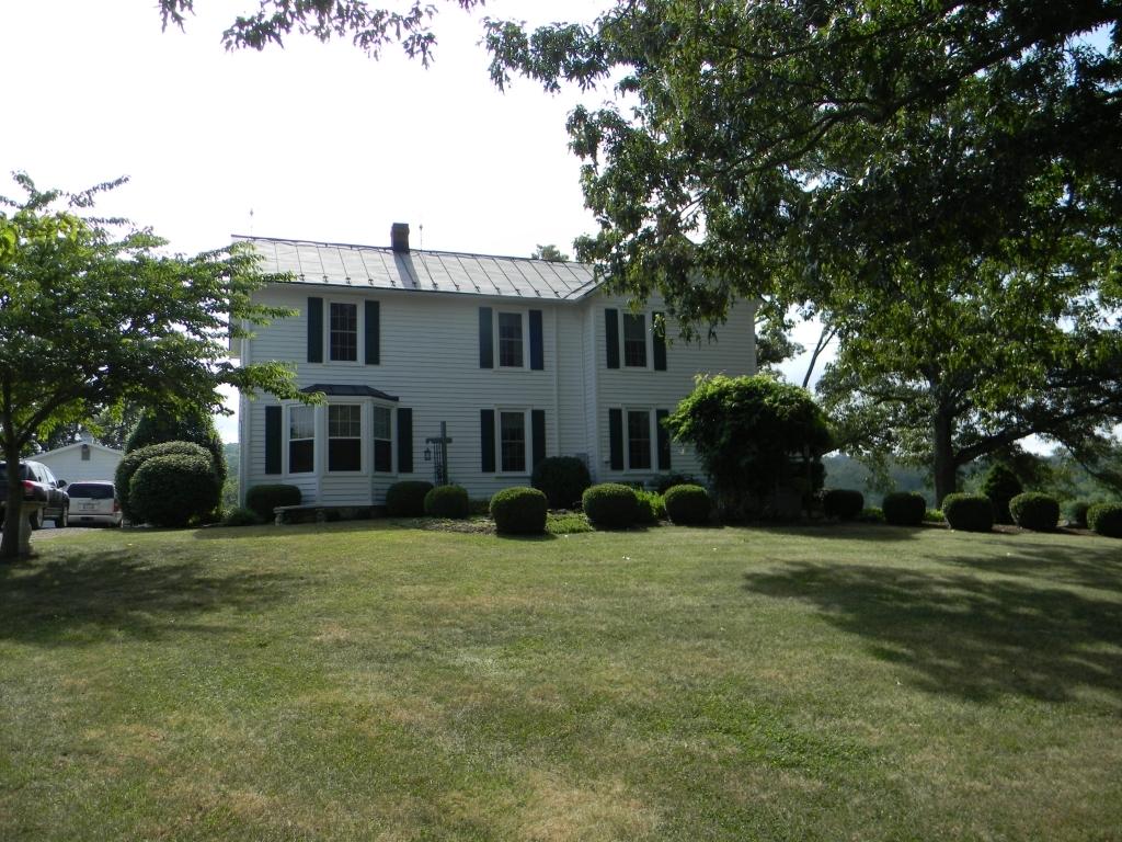 749 Timber Ridge Fincastle, VA 24090 - Photo 41 of 60 Left Side of Home