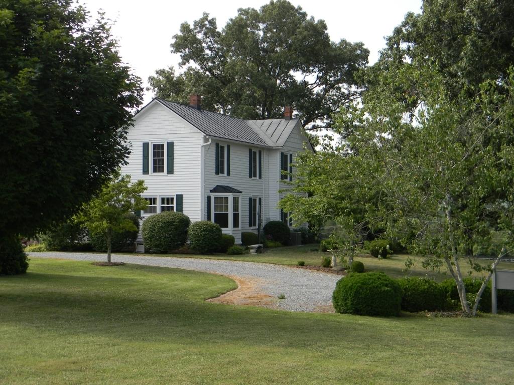 749 Timber Ridge Fincastle, VA 24090 - Photo 43 of 60 Side Exterior