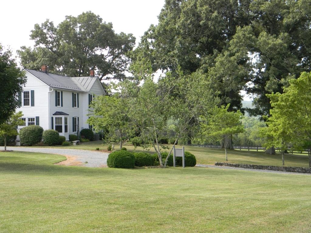 749 Timber Ridge Fincastle, VA 24090 - Photo 60 of 60 Yard