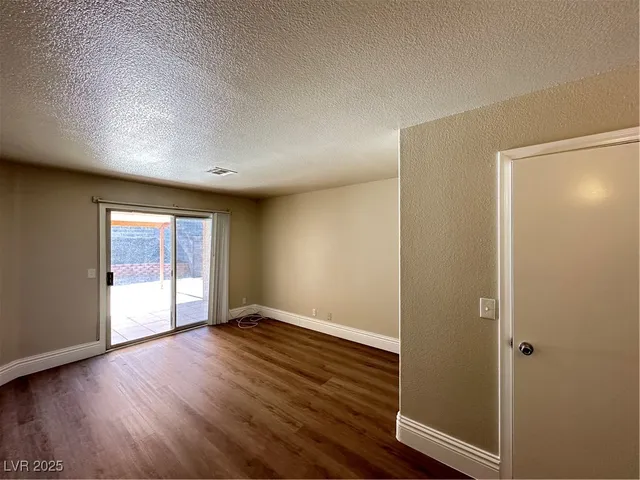 $1,845 | 8109 Sickle Lane, Las Vegas, NV 89128