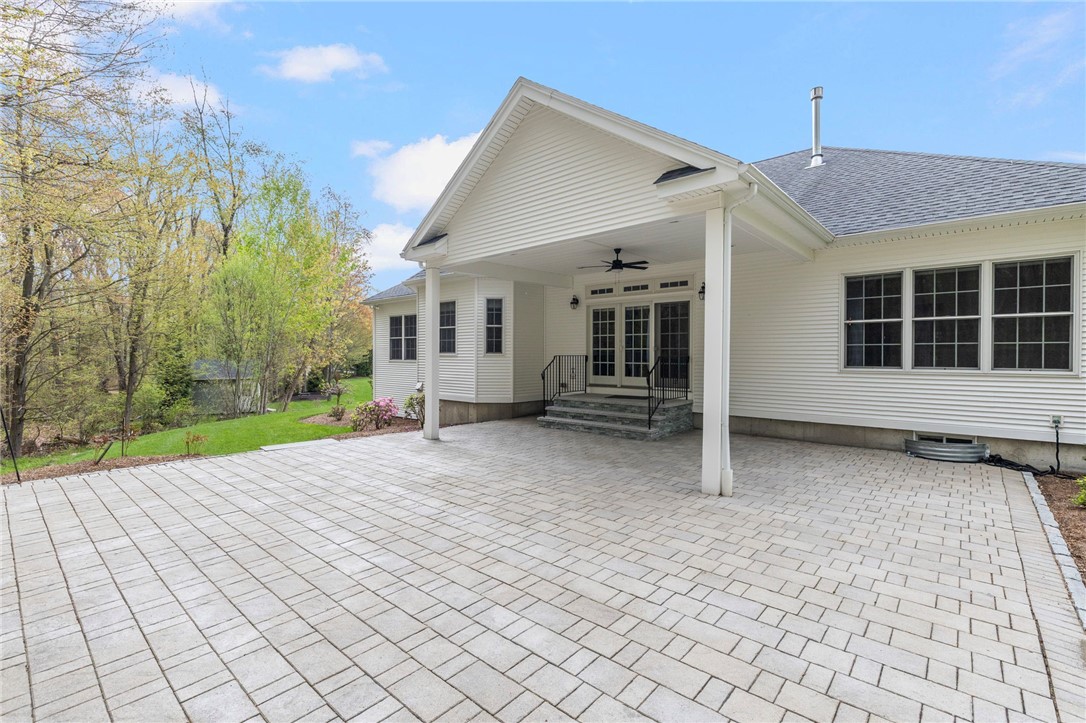 136 Rome Court Cranston, RI 02921 - Photo 32 of 35