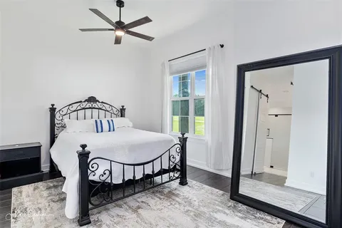 $584,900 | 539 BISHOP PVT Drive, Stonewall, LA 71078