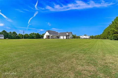 $584,900 | 539 BISHOP PVT Drive, Stonewall, LA 71078