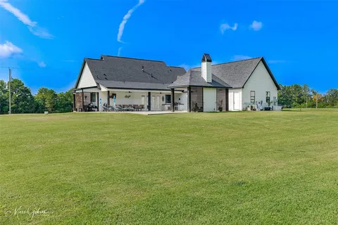 $584,900 | 539 BISHOP PVT Drive, Stonewall, LA 71078