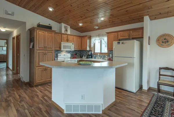 $459,500 | 27588 226th Street, Underwood, MN 56586