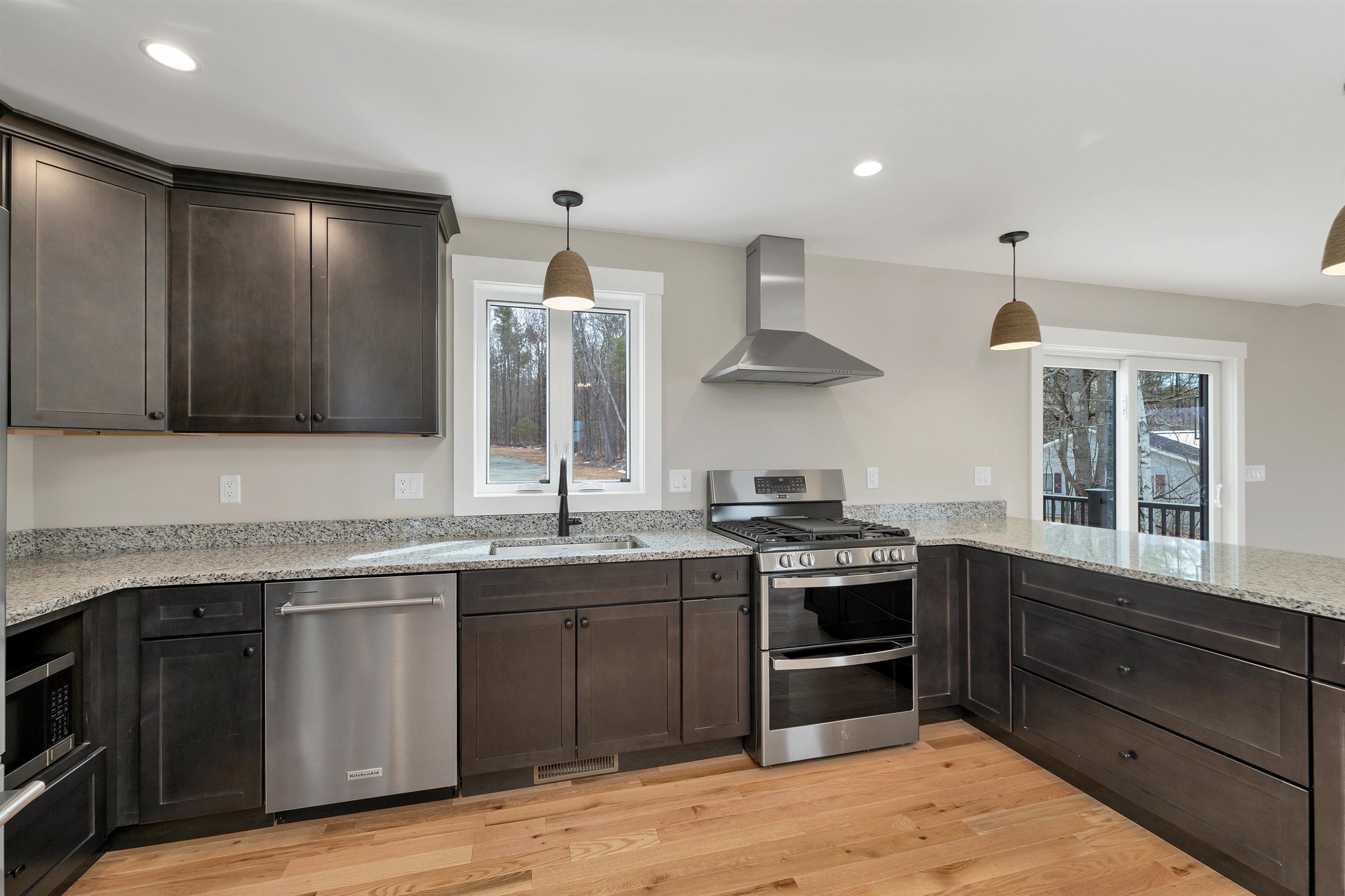83 West Parish Road Concord, NH 03303 - Photo 9 of 60 Gallery Image 9