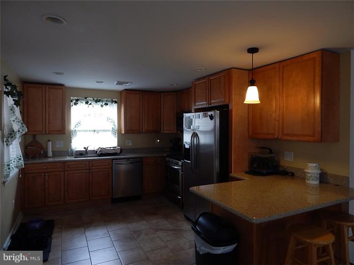 3569 Primrose Road Philadelphia, PA 19114 - Photo 8 of 22 Kitchen