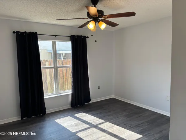 $2,450 | 7086 Shady Pine Court, Jacksonville, FL 32244