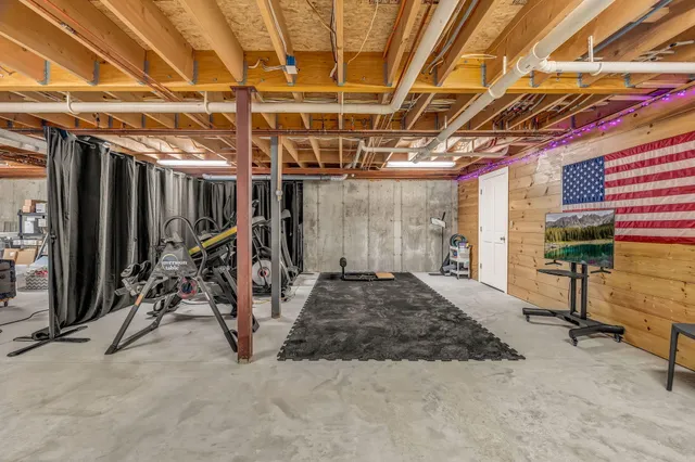 $1,999,000 | 11 Salmon Road, Dover Foxcroft, ME 04426