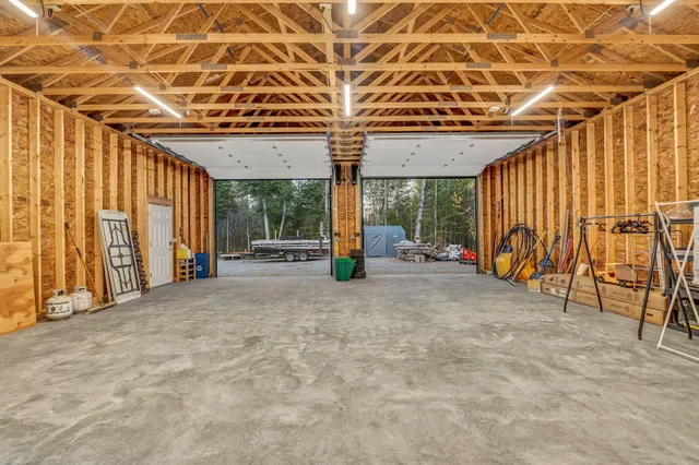 $1,999,000 | 11 Salmon Road, Dover Foxcroft, ME 04426