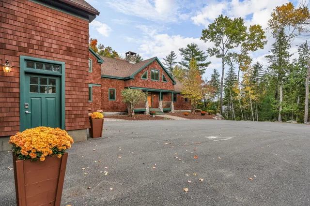 $1,999,000 | 11 Salmon Road, Dover Foxcroft, ME 04426