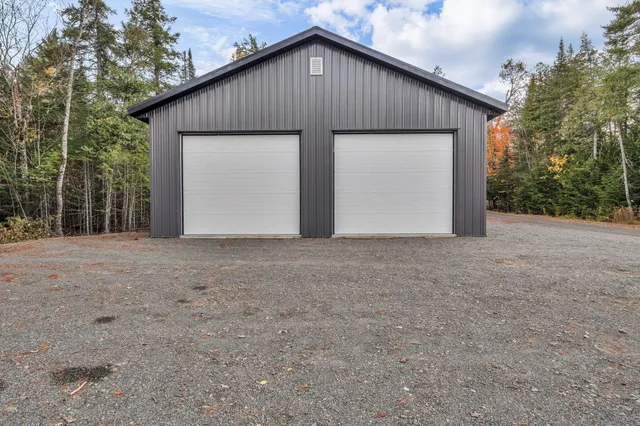 $1,999,000 | 11 Salmon Road, Dover Foxcroft, ME 04426