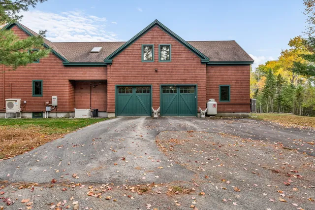 $1,999,000 | 11 Salmon Road, Dover Foxcroft, ME 04426