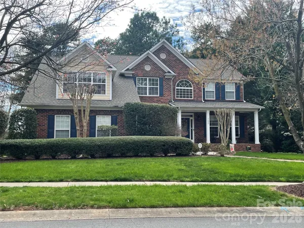 $819,000 | 1406 Finsbury Lane, Tega Cay, SC 29708