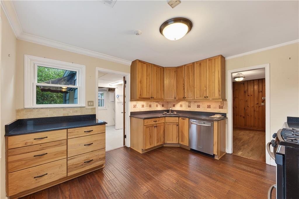 4490 Dallas Street Acworth, GA 30101 - Photo 17 of 64