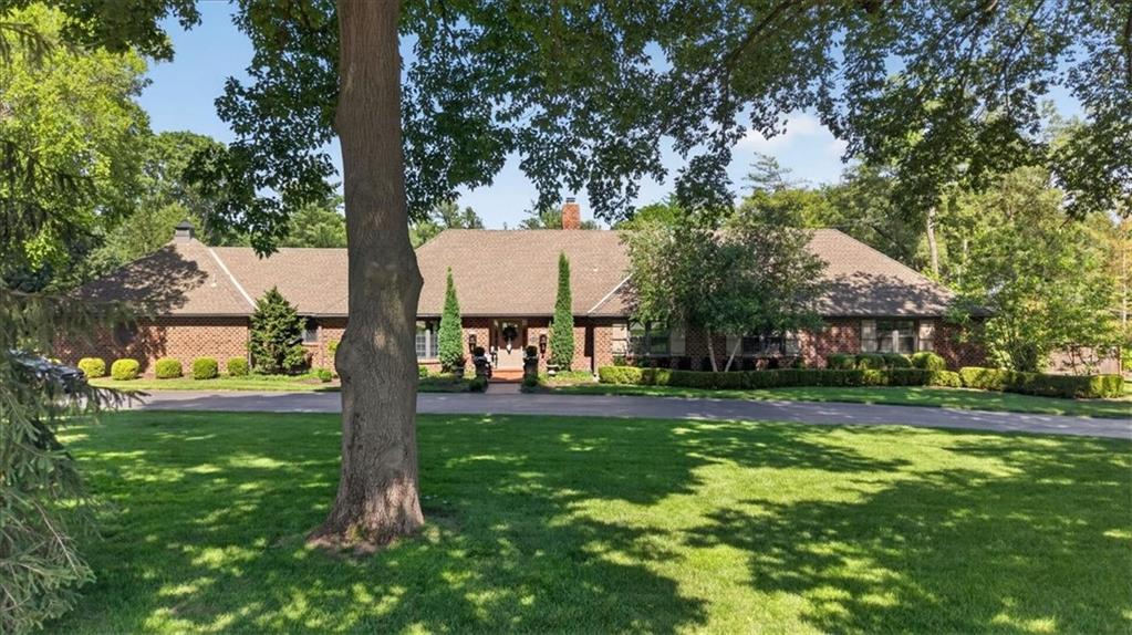 8301 Roe Avenue Prairie Village, KS 66207 - Photo 6 of 96