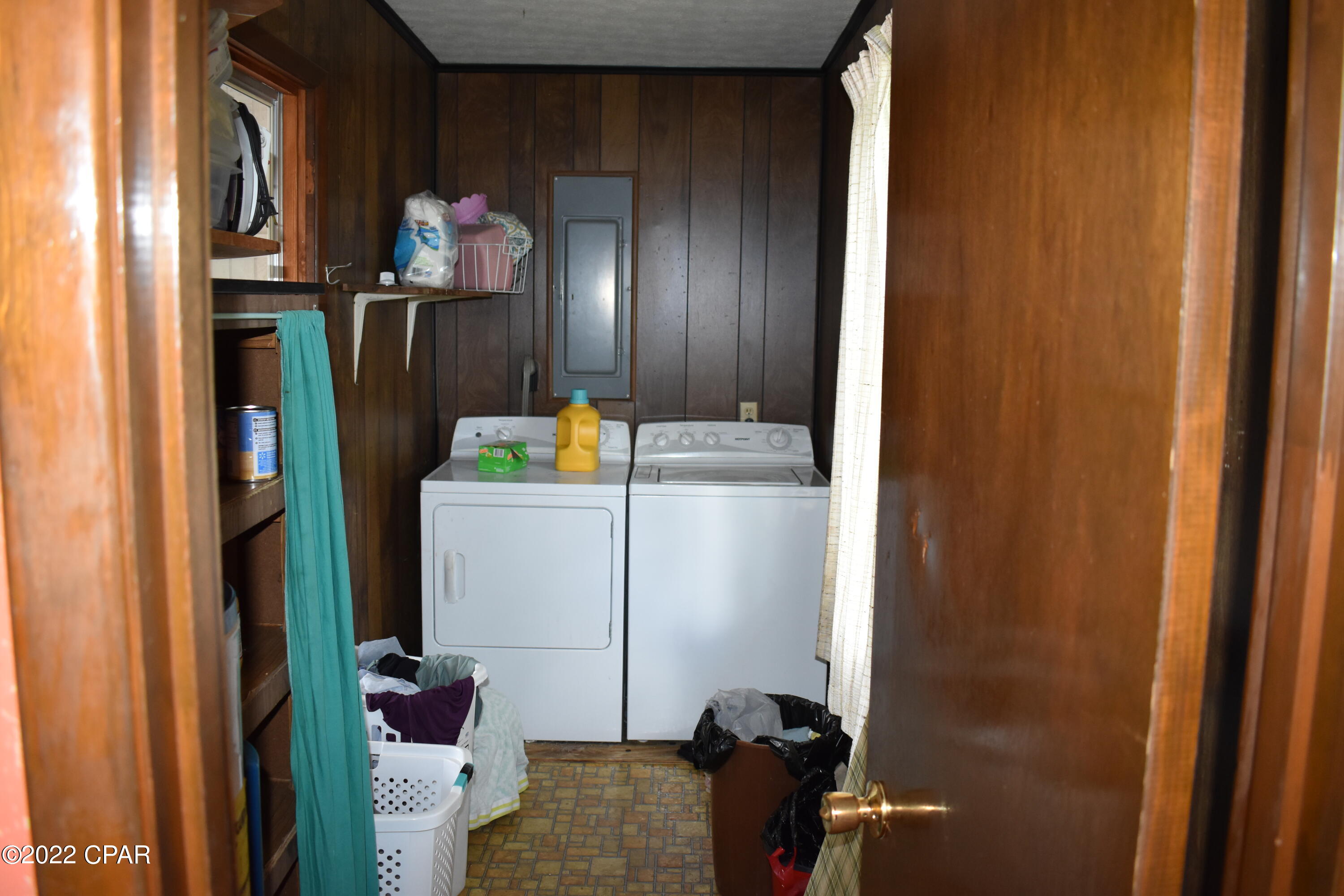 827 3rd Street Chipley, FL 32428 - Photo 7 of 25