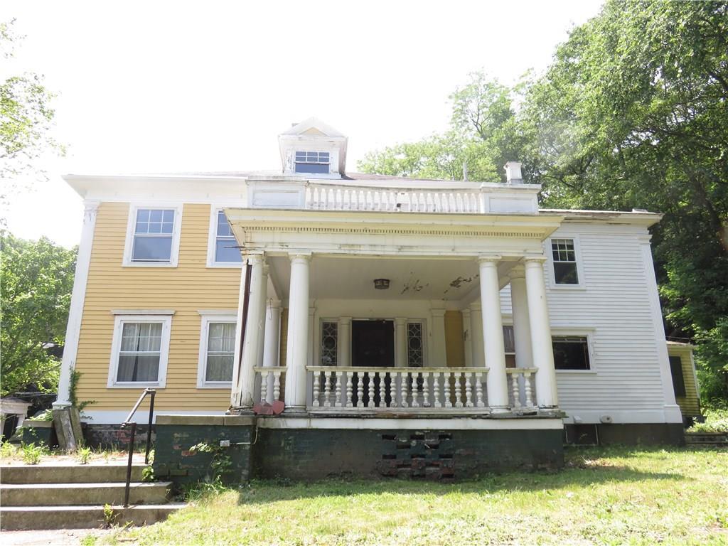 96 Union Street Norwich, CT 06360 - Photo 1 of 1 96 Union Street, Norwich, Front Entrance