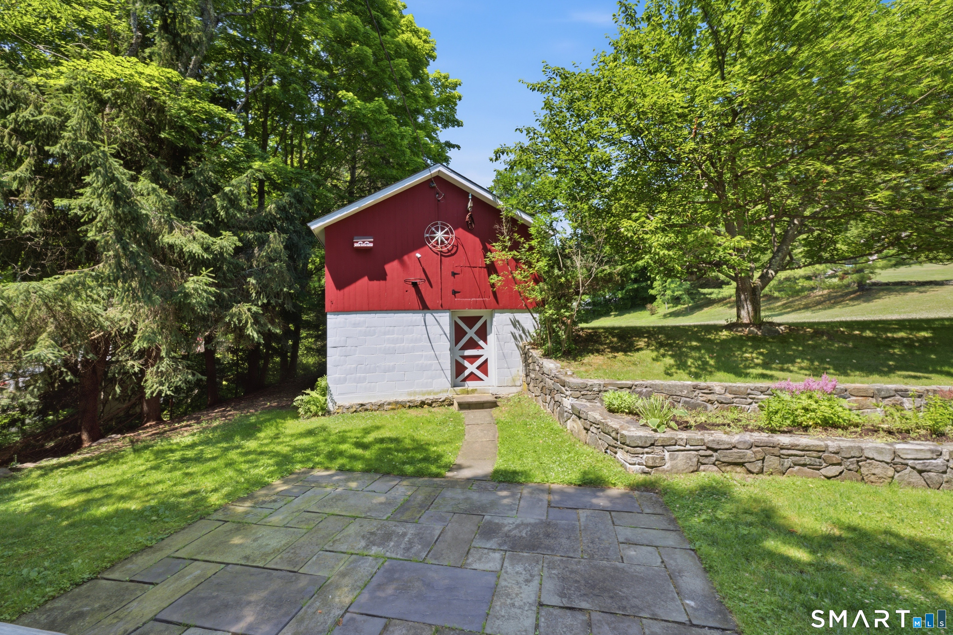 36 Middle River Road Danbury, CT 06811 - Photo 21 of 33