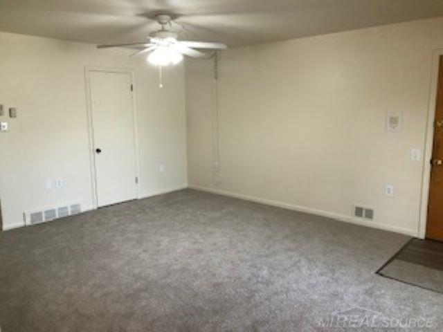 20240 Vernier Road, Unit D D8 Harper Woods, MI 48225 - Photo 6 of 11