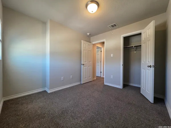 $1,250 | 16913 Dancing Ava, Unit 3, Selma, TX 78154