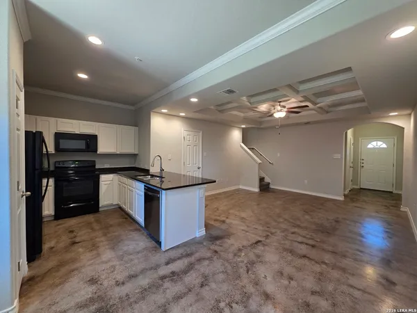 $1,250 | 16913 Dancing Ava, Unit 3, Selma, TX 78154