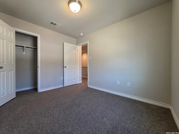 $1,250 | 16913 Dancing Ava, Unit 3, Selma, TX 78154
