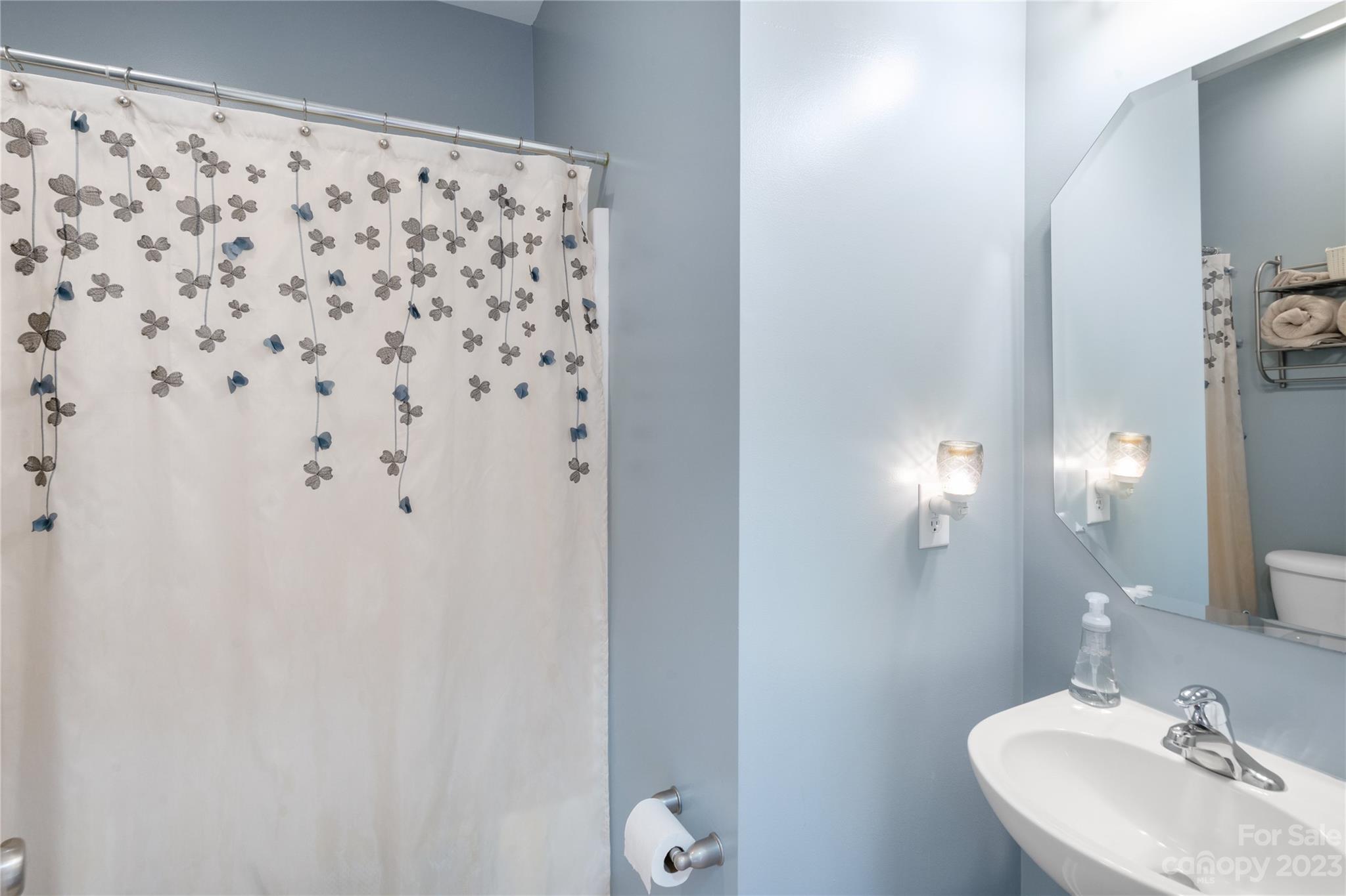 6412 Baltray Road Charlotte, NC 28278 - Photo 28 of 36 Gallery Image 28