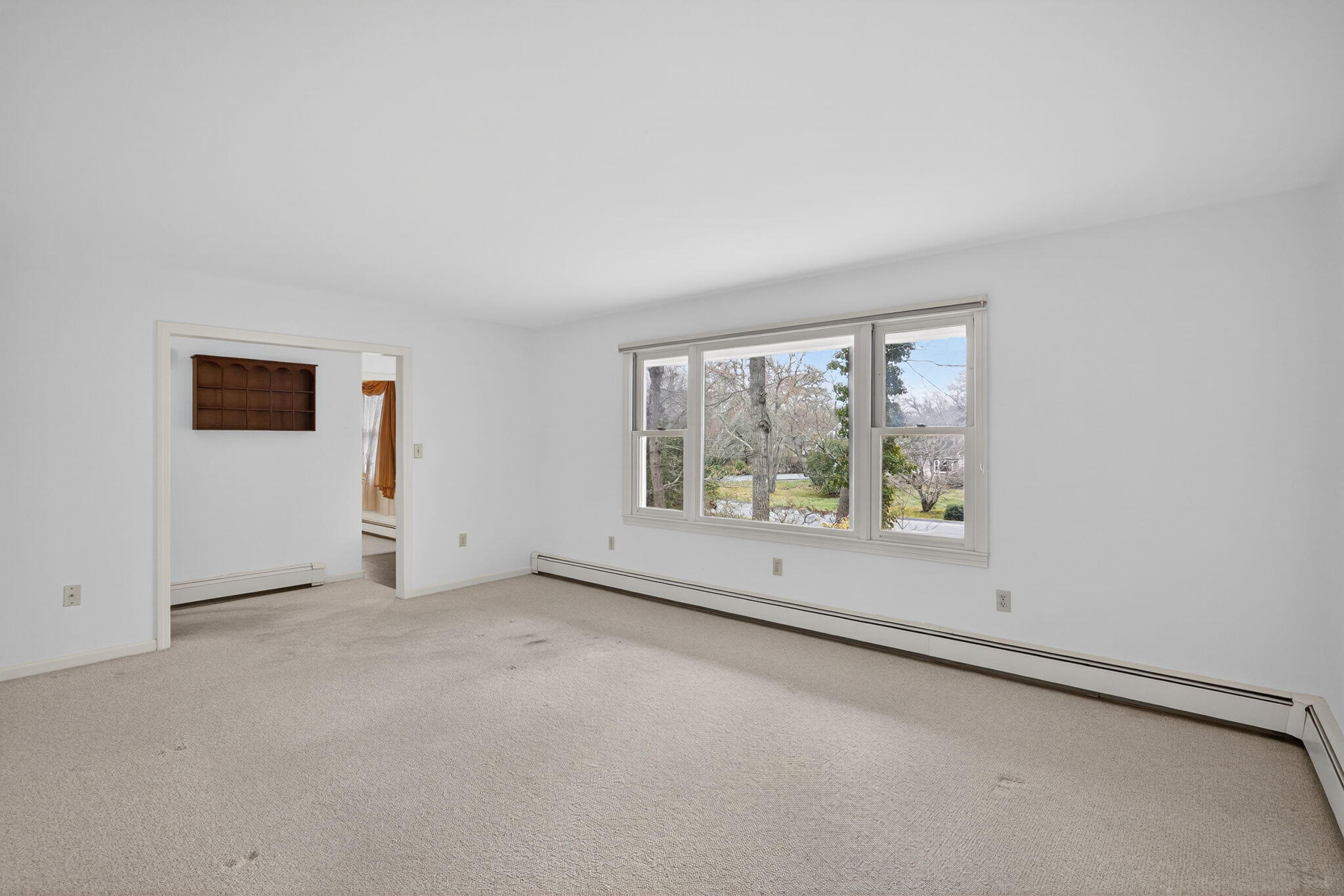 4 Nickerson Road Orleans, MA 02653 - Photo 13 of 32 Living Room