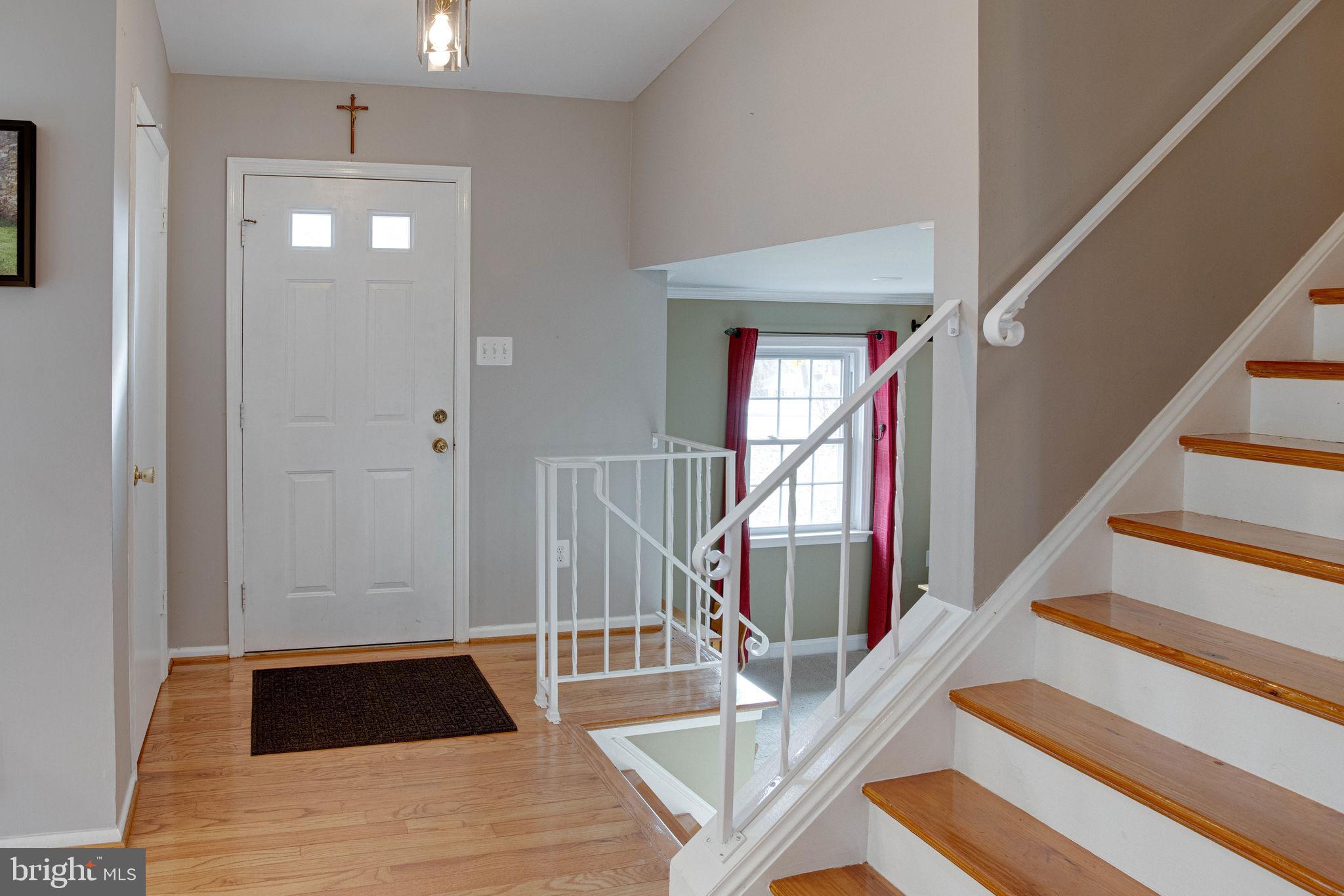 4301 Still Meadow Road Fairfax, VA 22032 - Photo 2 of 33 Gallery Image 2