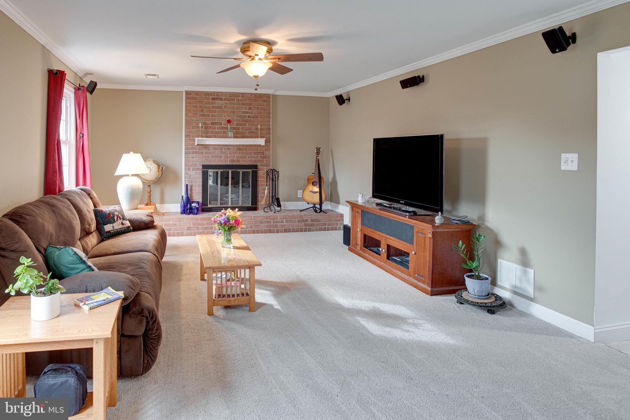 4301 Still Meadow Road Fairfax, VA 22032 - Photo 9 of 33 Surround Sound Speakers Convey
