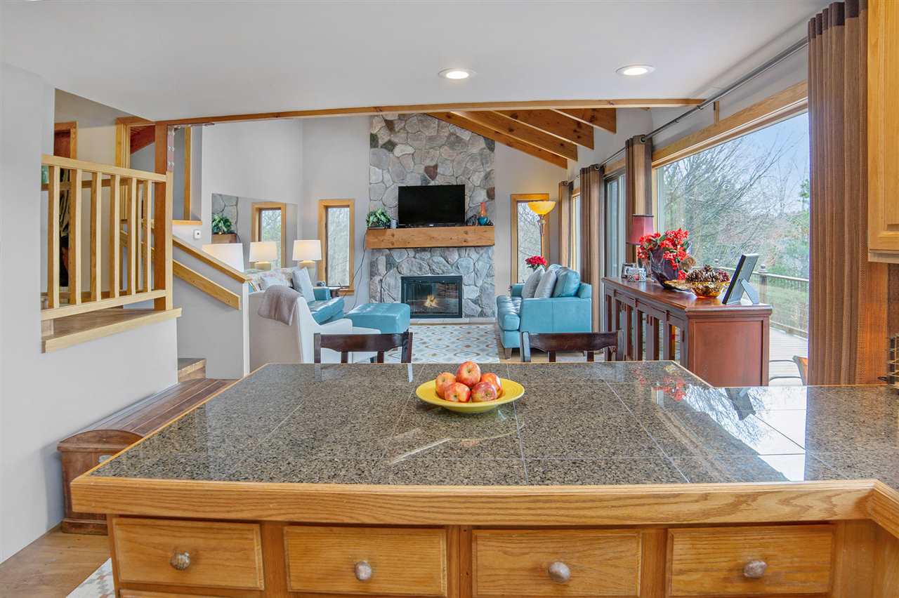 5340 Elm Valley Road Suttons Bay, MI 49682 - Photo 12 of 40 1860699-11.JPG